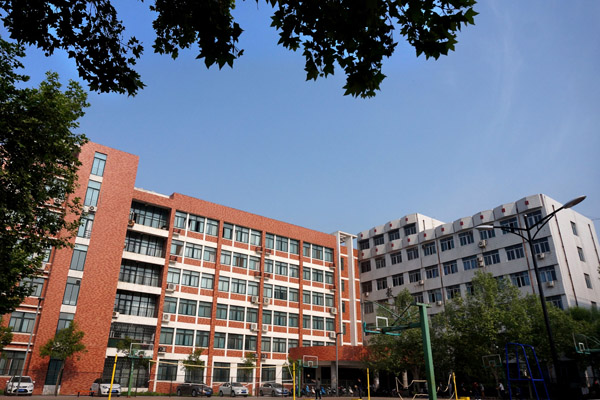 河南省工业设计学校优美环境